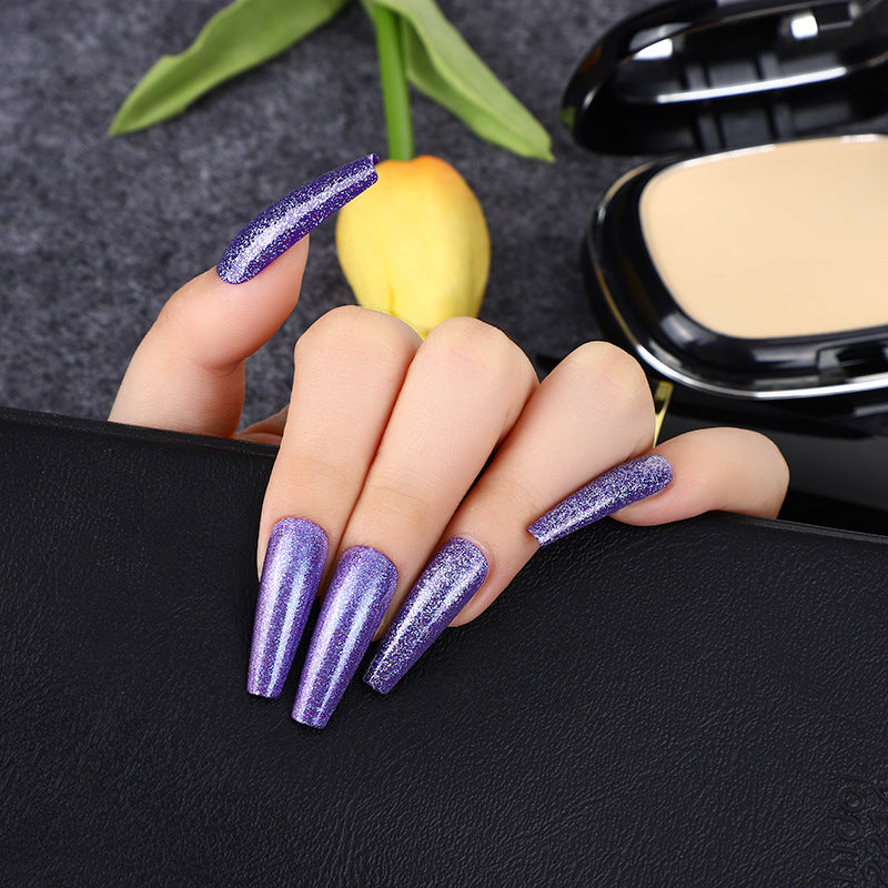 Nail art set with glitter and elegant transitions Stornfield