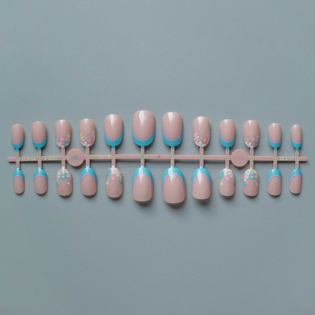 Artistic Floral and Geometric Nail Art Design Kit