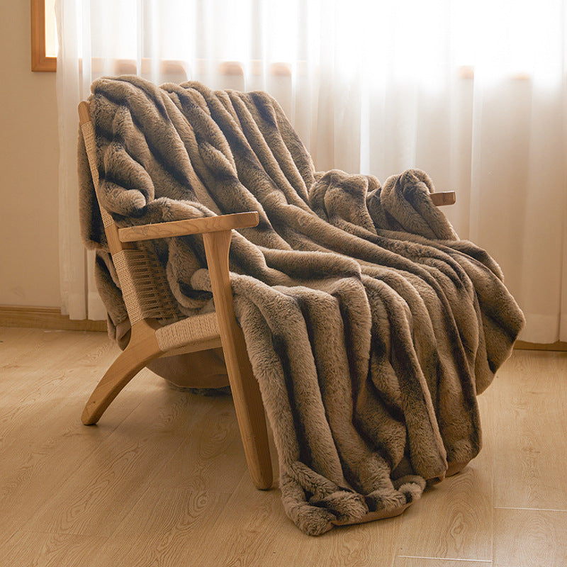 Oversized Luxurious Faux Fur Throw Blanket with Deep Plush Pile for Sofa and Bed