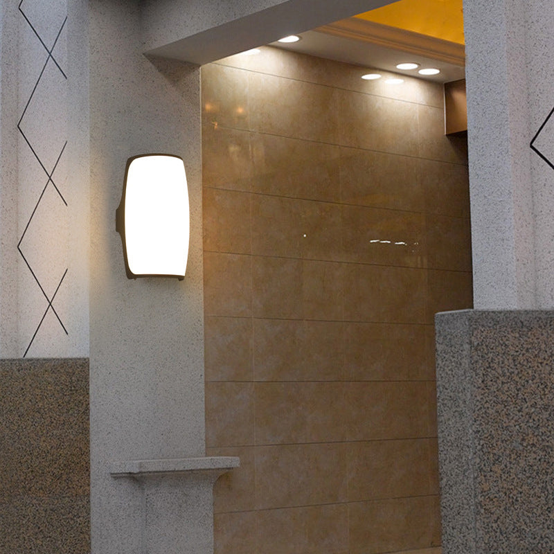 Waterproof Acrylic Curved Shade LED Outdoor Wall Sconce Lamp | Stornfield