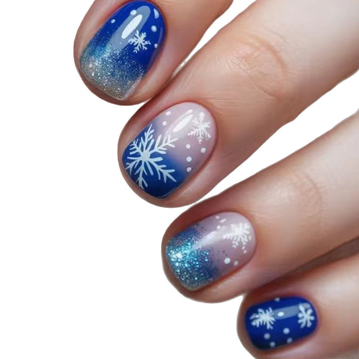 Artificial nails with Elegant Winter Landscape Design Stornfield