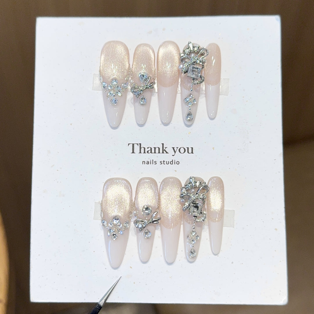 Elegant application of artificial nails Stornfield