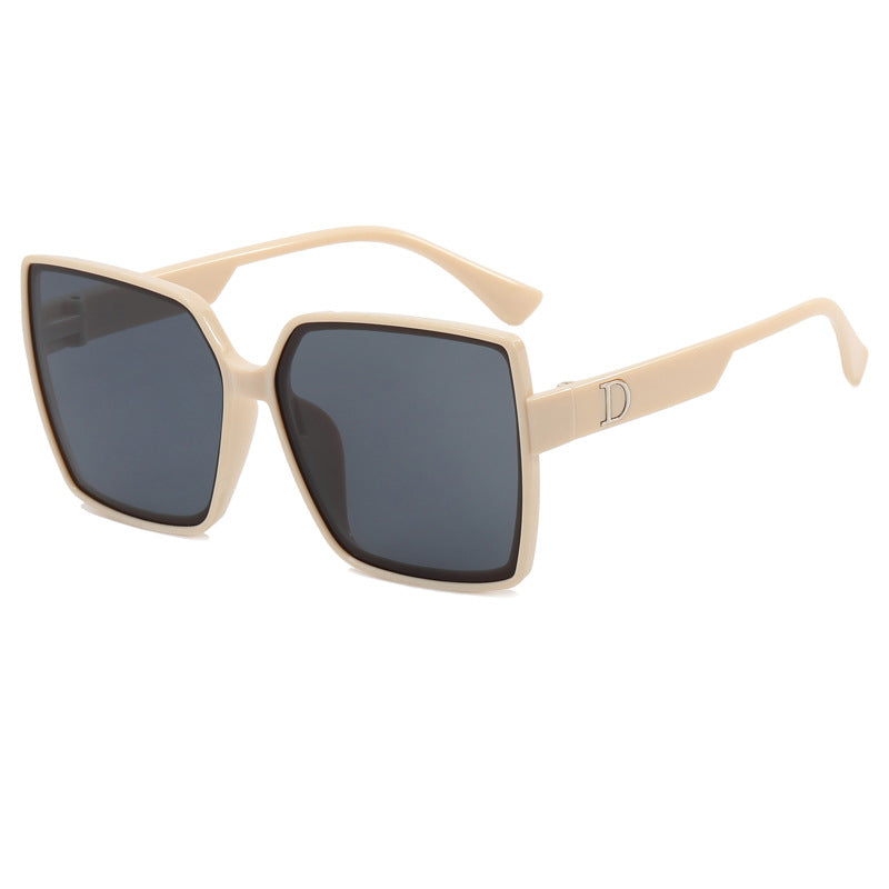 Women Oversized Sunglasses with Stylish Frame Stornfield