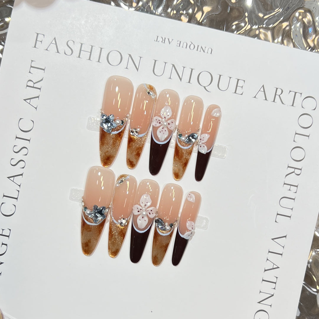 Elegant Stiletto Press-On Nail Set with Decorative Accents Stornfield