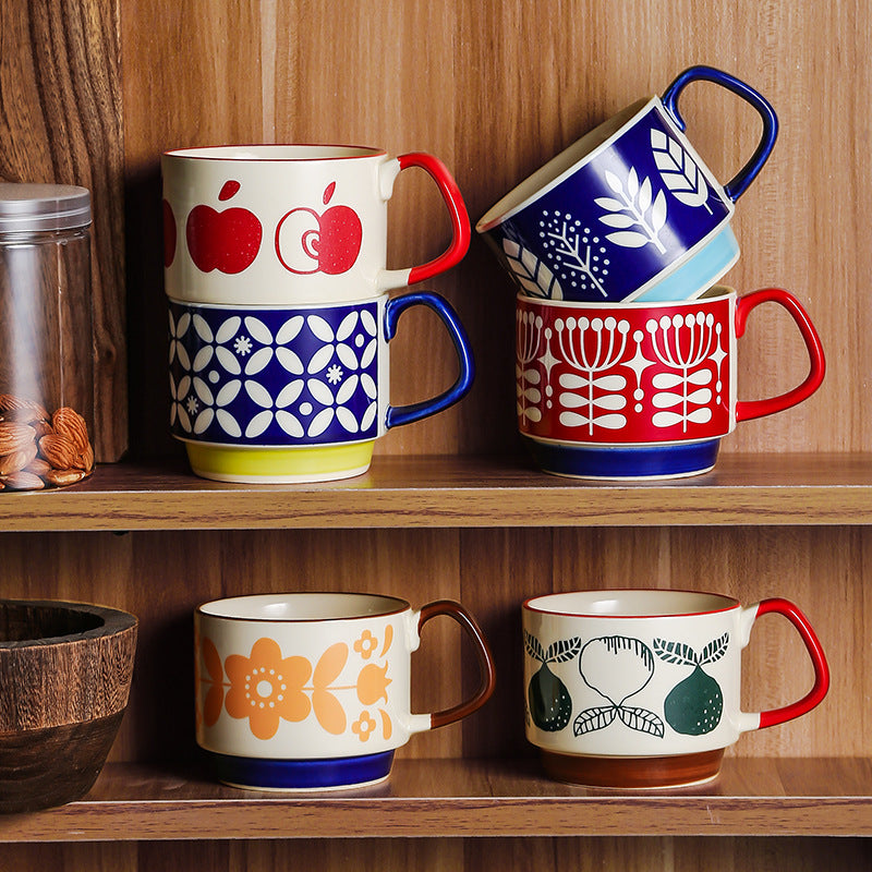 Ceramic mug with retro polka dot design and ergonomic handle