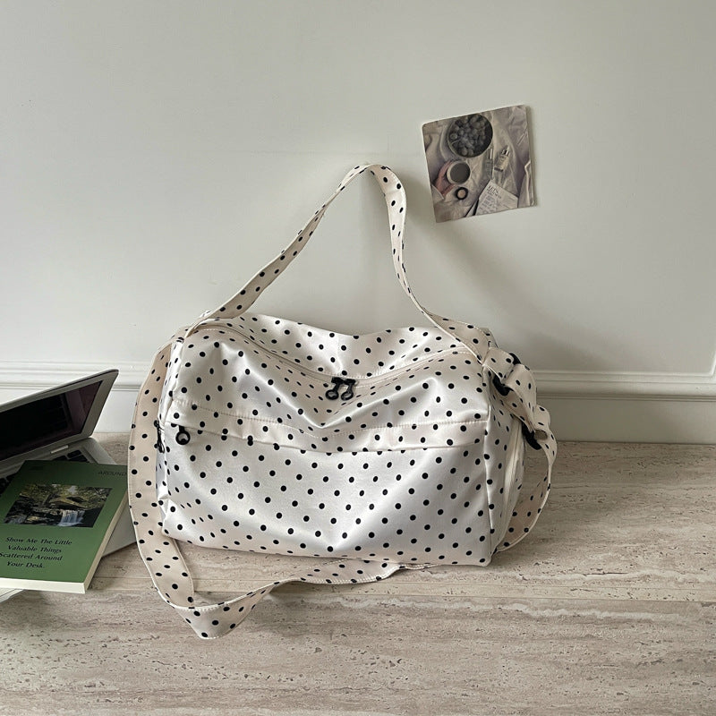 Fashionable sports and travel bag with dotted design Stornfield
