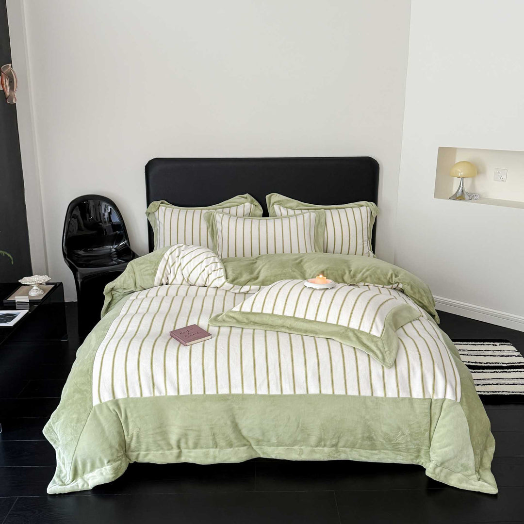 Luxurious bedding set made of striped cotton blend with velvet trim and reversible function