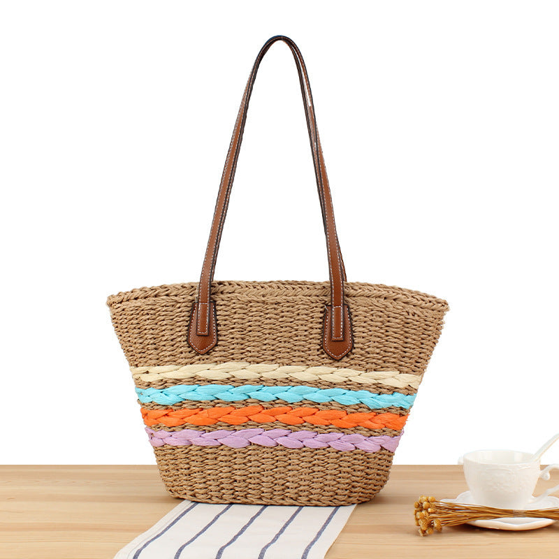 Beautiful braided straw bag with leather handles Stornfield