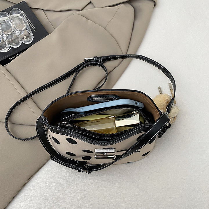 Elegant Handheld Shoulder Bag