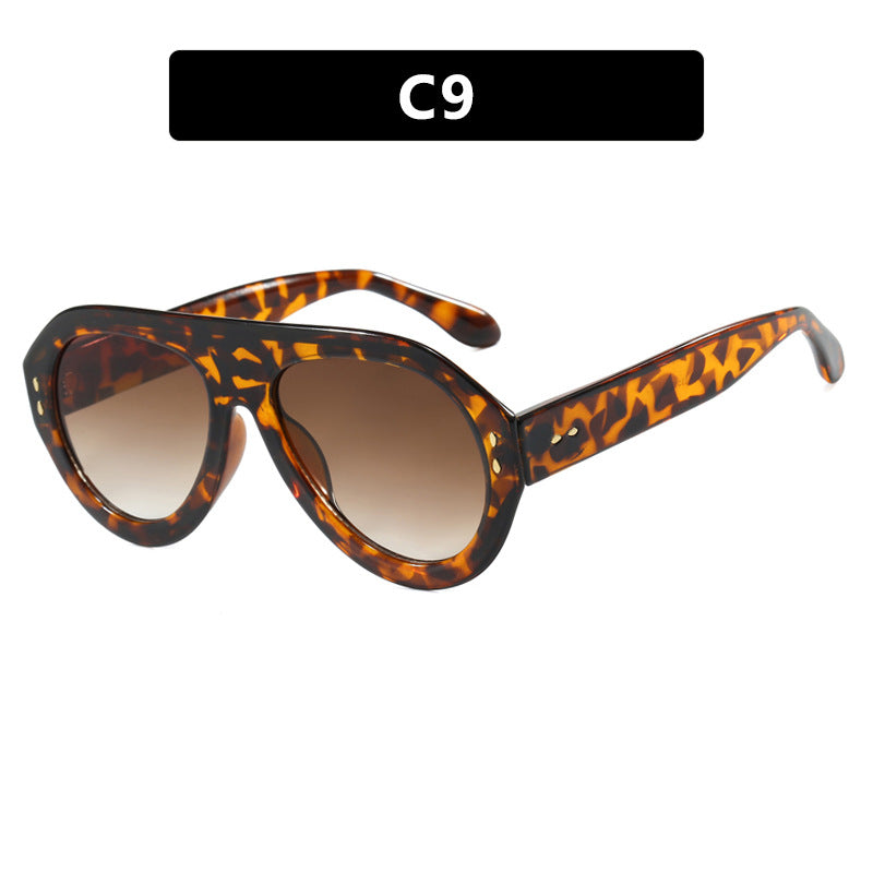 Women's fashionable sunglasses with extravagant design Stornfield