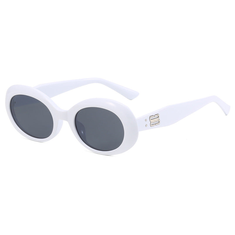 Women Retro-inspired Sunglasses with Wide Frame Stornfield