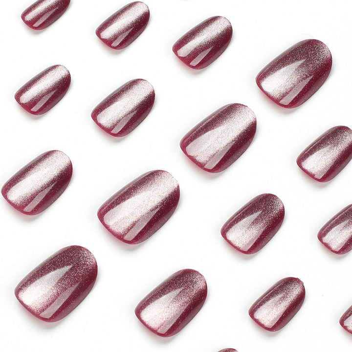 High-gloss nail extensions Stornfield