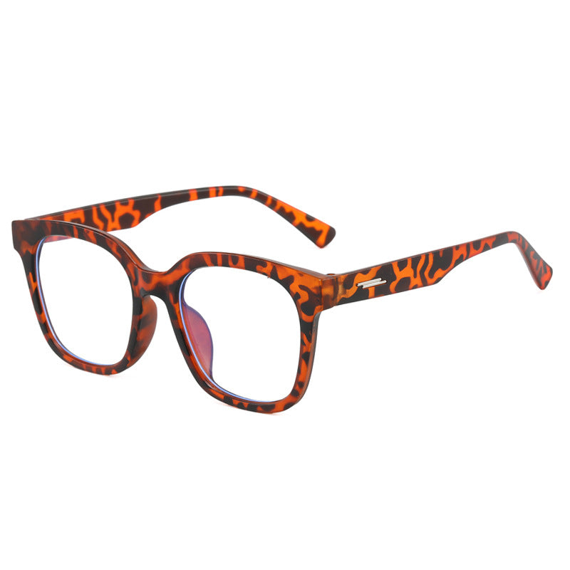 Women's designer glasses with an elegant square frame and modern accents Stornfield