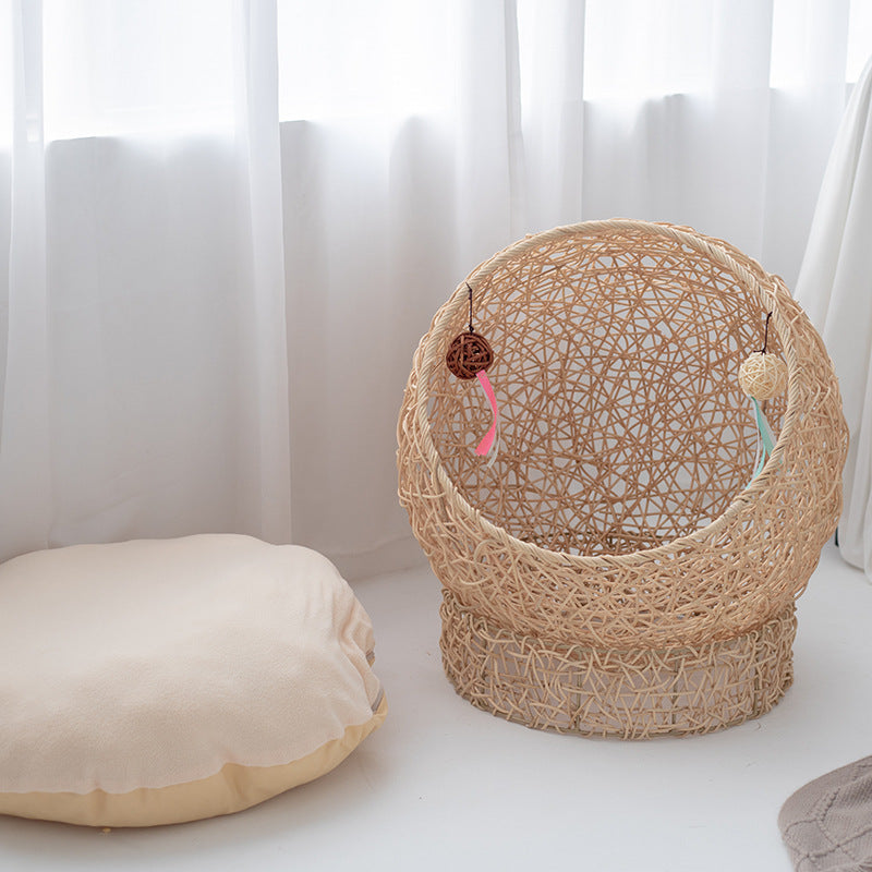 Cozy cat bed made of handwoven natural material Stornfield