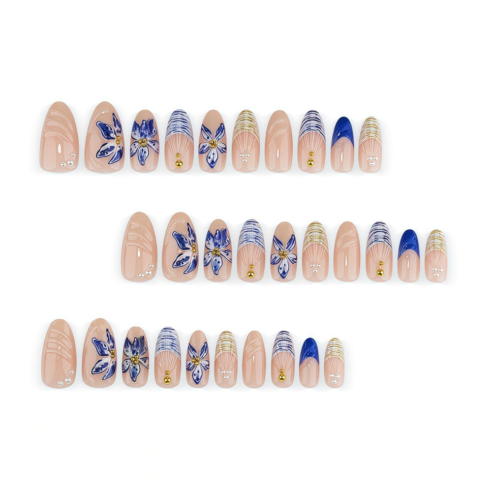Stylish 3D Flower Motif Artificial Nails Stornfield