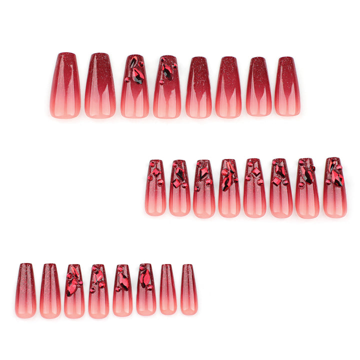 Glamorous nail art with crystal design Stornfield