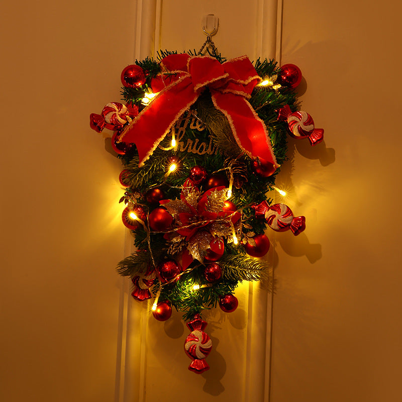 Festive Christmas Wreath Decoration Stornfield