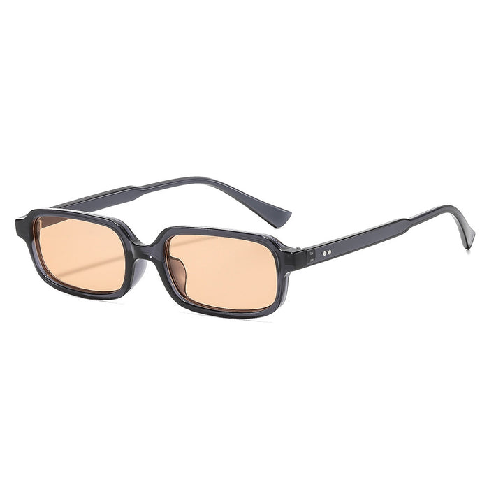 Vintage-Inspired Angular Sunglasses Stornfield