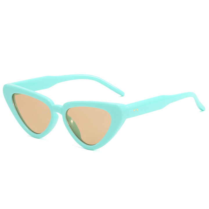 Ladies stylish Cat-Eye sunglasses with striking design Stornfield