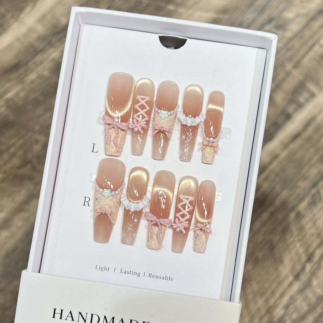 Artistic Press-On Nail Art Set with Unique Decorative Elements Stornfield