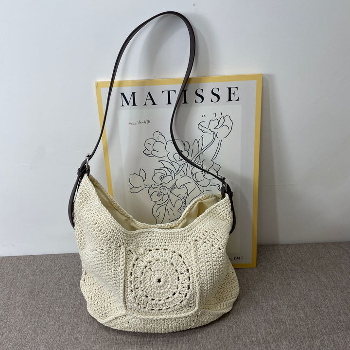 Hand-knotted handbag with leather details Stornfield