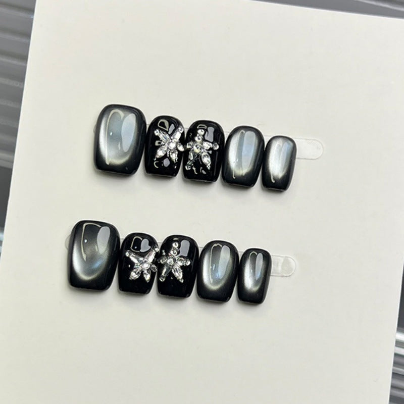Sparkling Decorative Press-On Nail Set