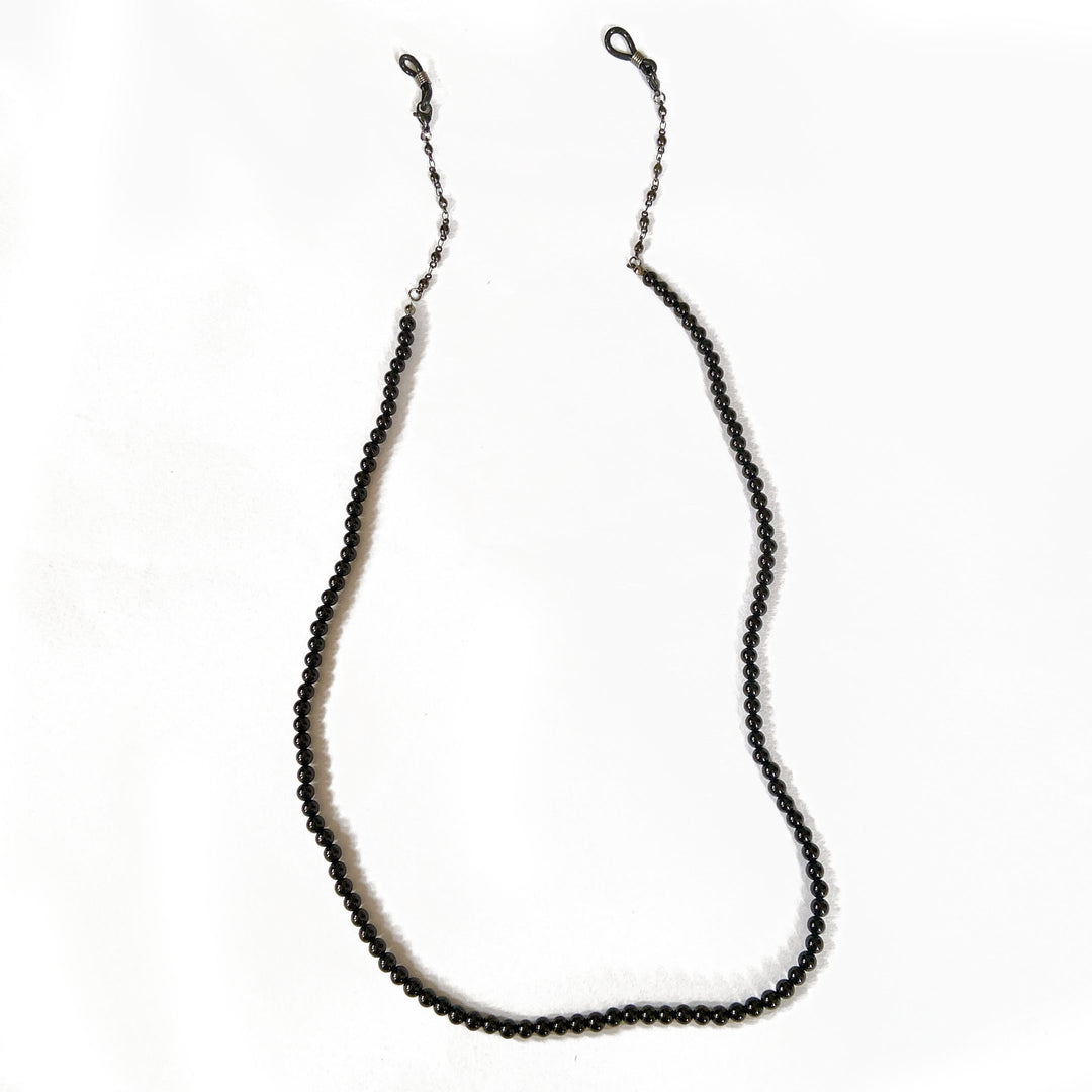 Fashionable glasses strap made of pearls Stornfield