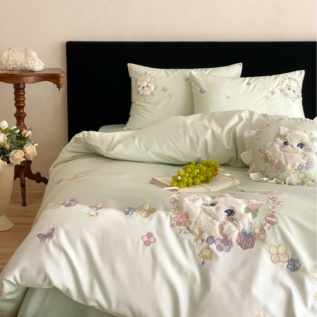 Whimsical Embroidered Plush Cat Cotton Sateen Duvet Cover Set with Ruffled Round Pillow