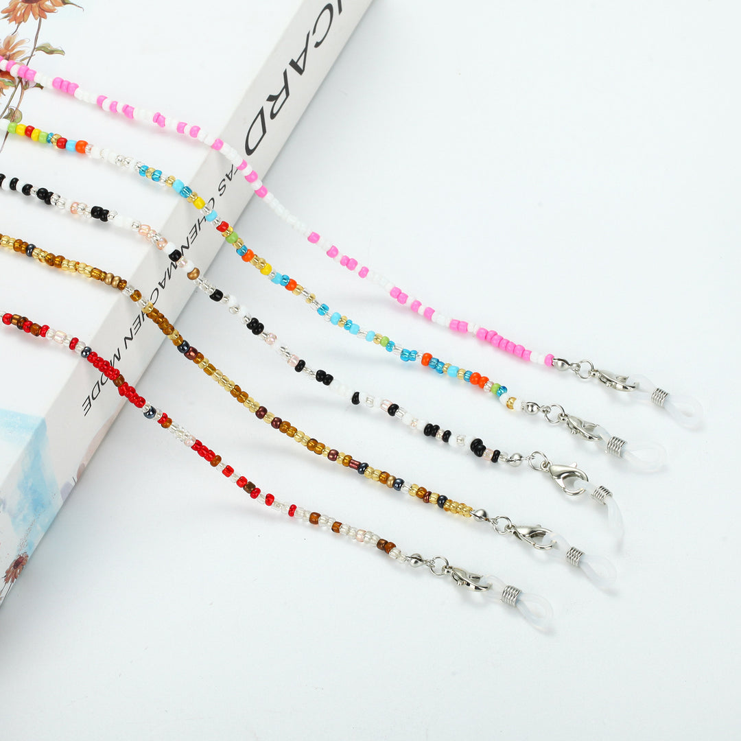 Colored bead necklace with carabiner clasp Stornfield