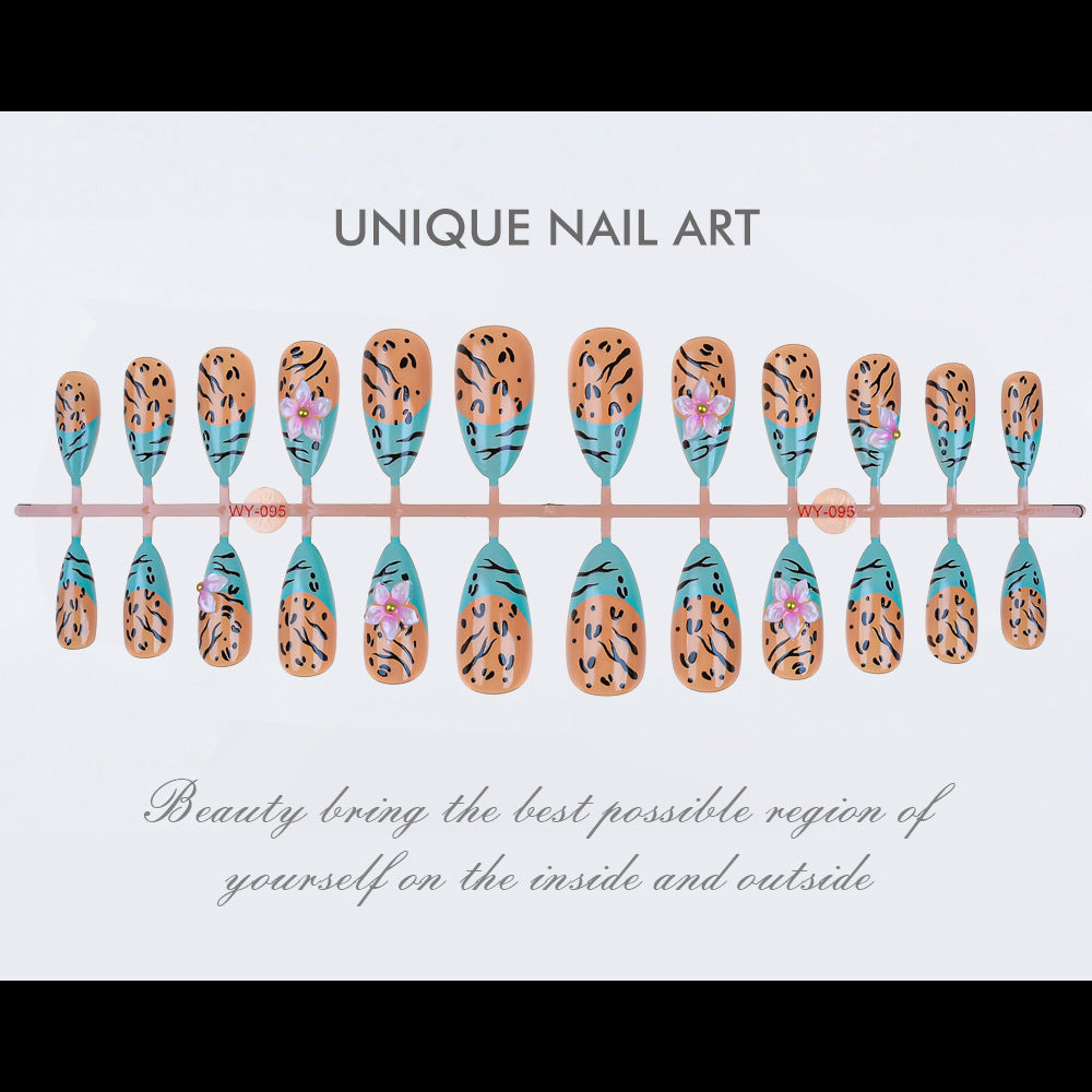 Creative Artistic Press-On Nail Set Stornfield