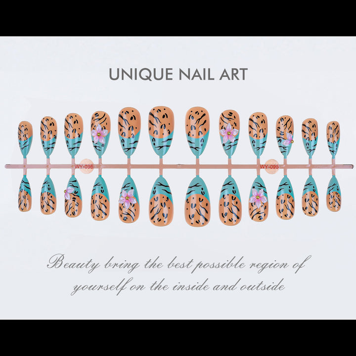 Creative Artistic Press-On Nail Set Stornfield