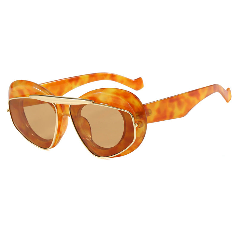 Women futuristic sunglasses with elegant frame Stornfield