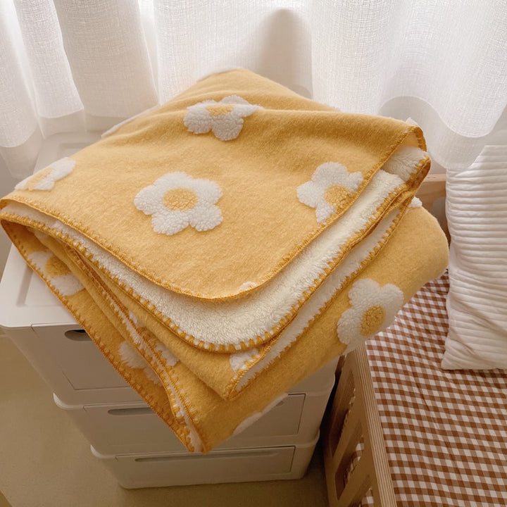 Unisex Cozy Cotton Blanket with Playful Flower Pattern Stornfield