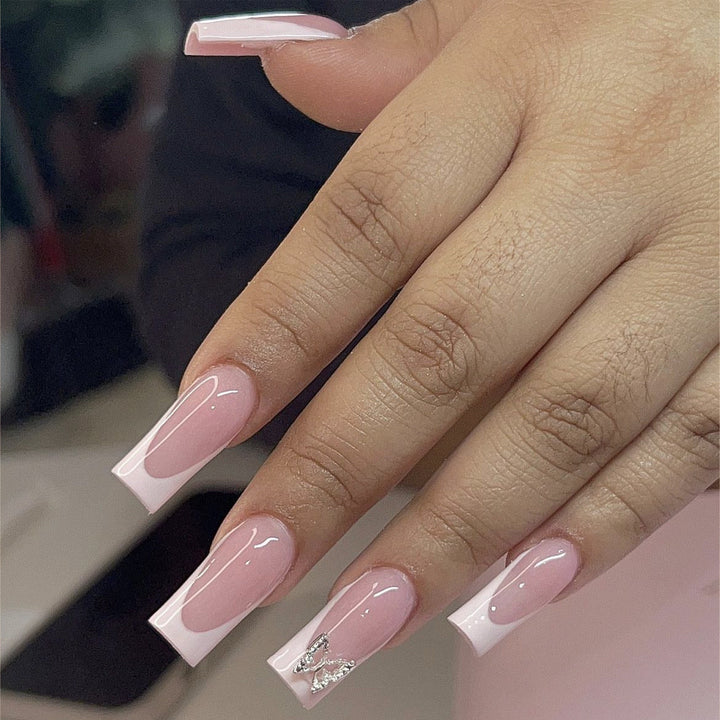 Nail art set with elegant high-gloss finish and creative accents Stornfield