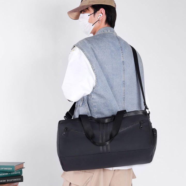 Premium Multifunctional Sports Duffle Bag Stornfield