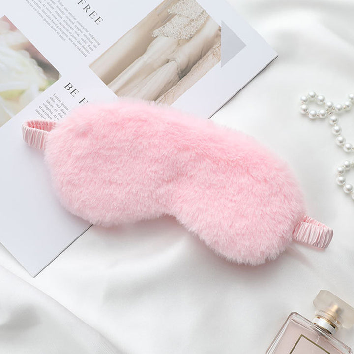 Women's fluffy ergonomic eye mask with adjustable satin band and soft faux fur cover Stornfield