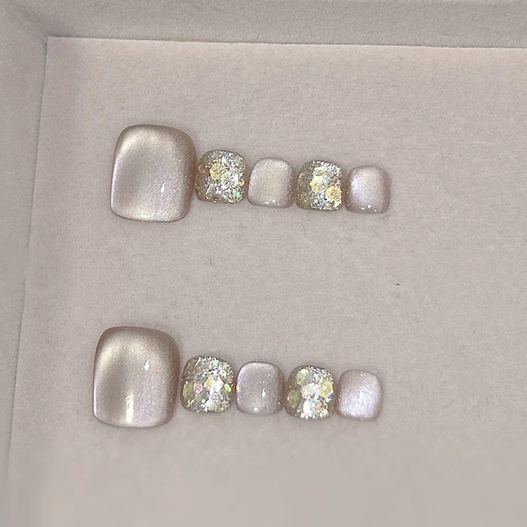 Decorative Press-On Toe Nails Stornfield