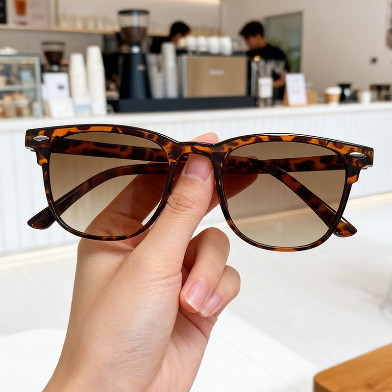 Stylish Retro Sunglasses Stornfield