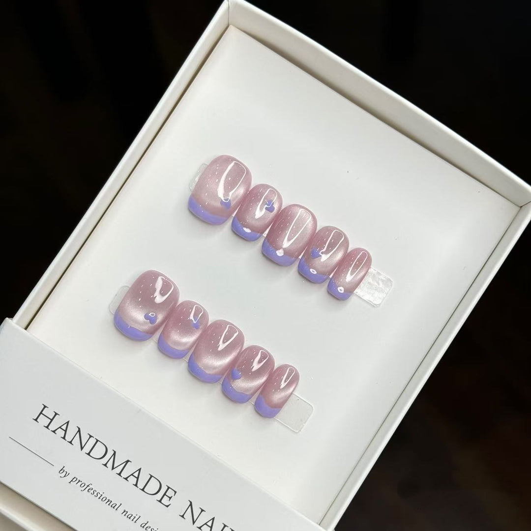 Handmade Press-On Nail Art Set with Elegant Ombre Finish