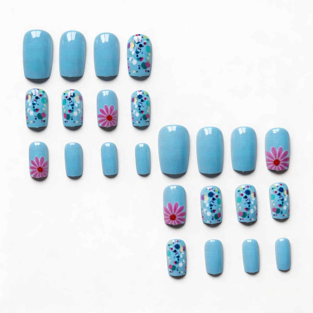 Floral Decorated Nail Art Kit