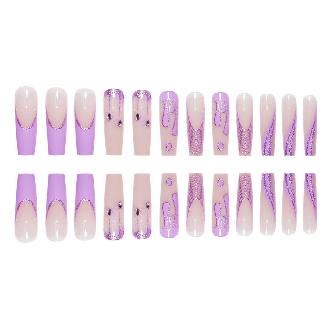 Glamorous Decorative Press-On Nail Extensions Stornfield