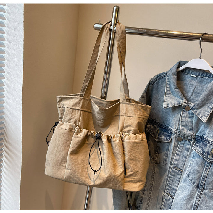 Practical everyday handbag with drawstring Stornfield