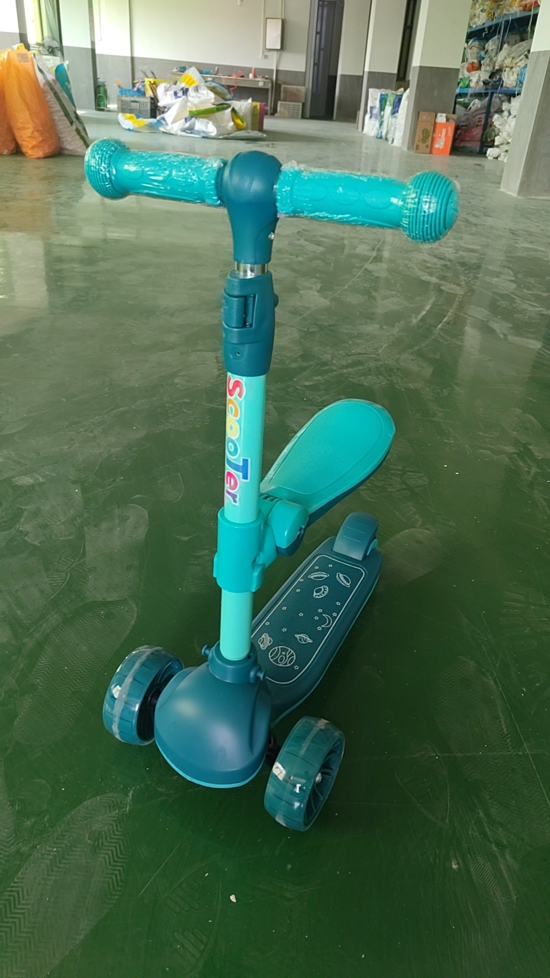 Adjustable Kick Scooter Stornfield