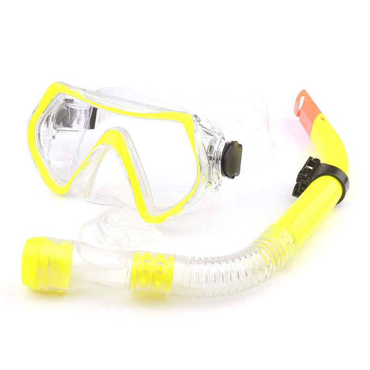Snorkel mask with anti-fog technology and flexible mouthpiece Stornfield