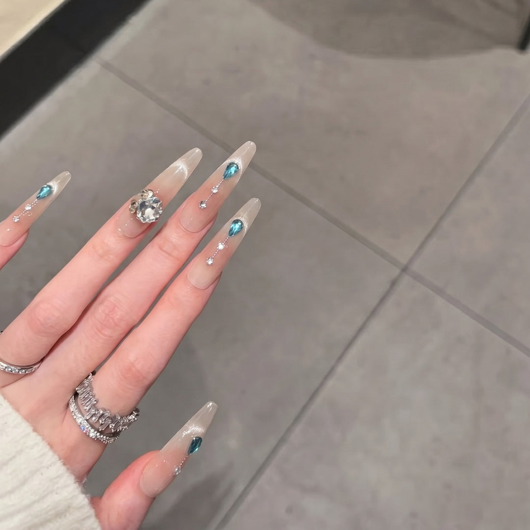 Glamorous Press-On Nail Art Set with Crystal Embellishments Stornfield