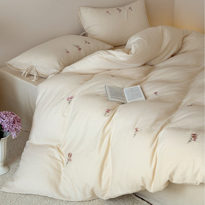 Embroidered Cotton Duvet Cover Set with Tie-Closure Pillowcases