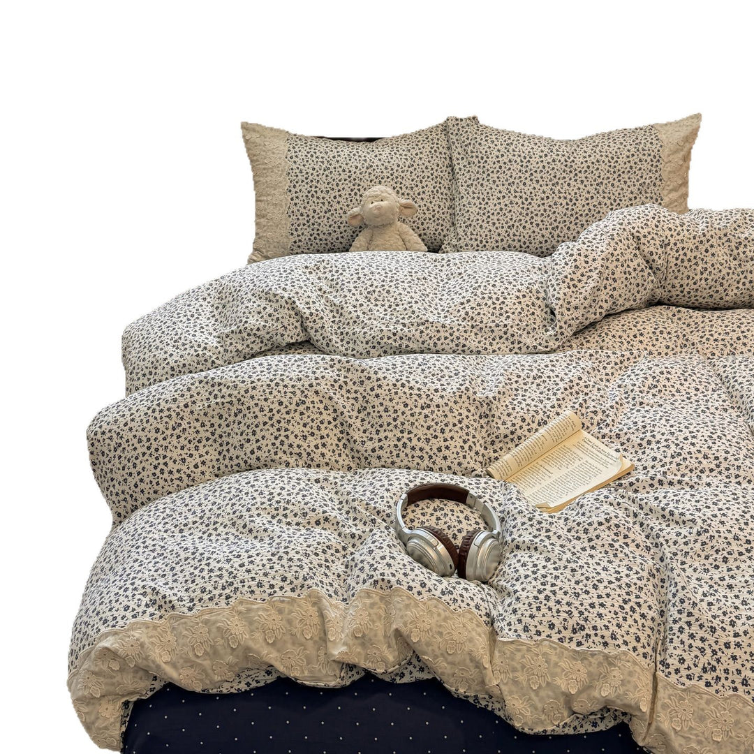 Embroidered Floral Cotton Duvet Cover and Pillowcase Set with Scalloped Lace Trim