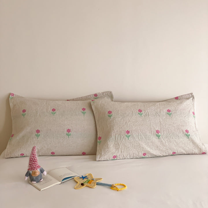 Quilted Cotton Pillowcase Pair with Embroidered Lamb Motif and Soft Crinkle Texture