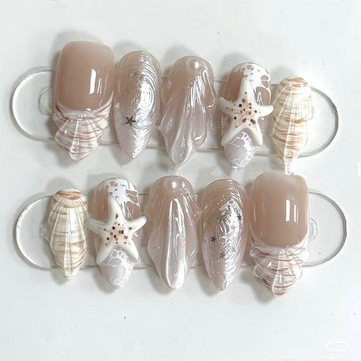 Artistic Shell-Inspired Press-On Nail Art Set Stornfield
