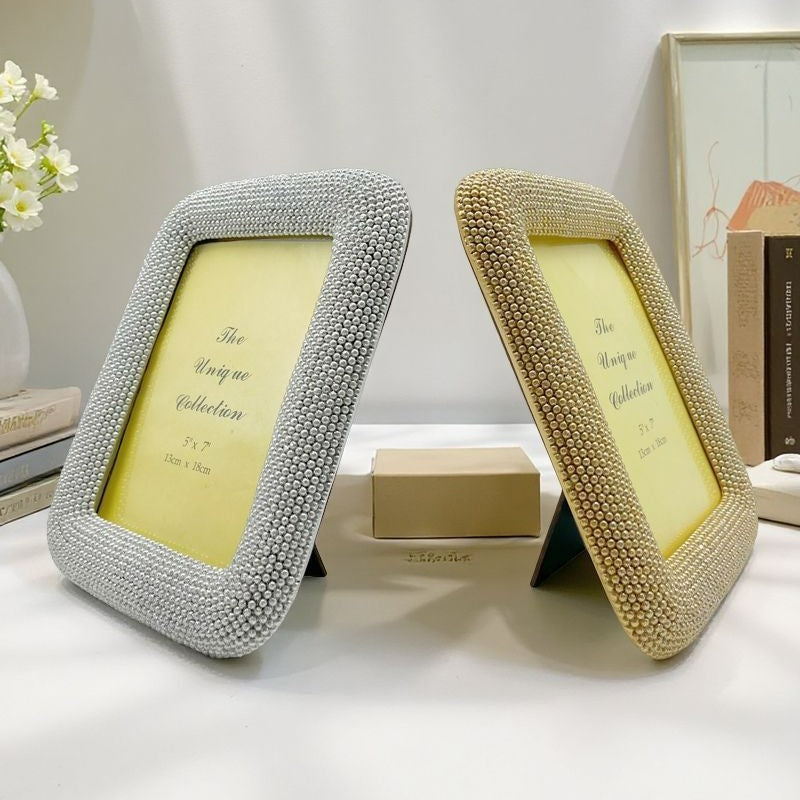 Elegant decorative picture frame with artistic design Stornfield